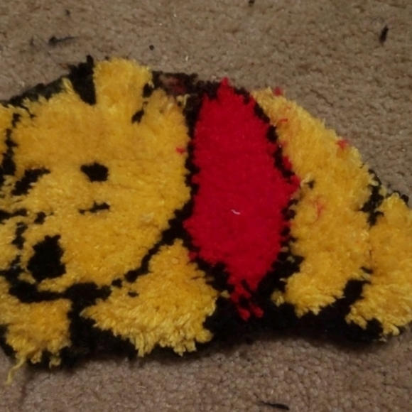 Tufted Rugs - Picture 11 of 15